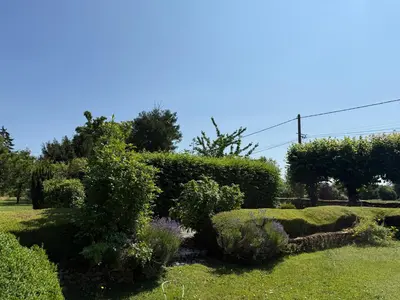 Jardin de l'établissement Le Manoir de la Seine - proche Giverny