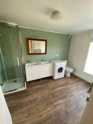 Salle de bains dans l'établissement Superbe appartement calme et indépendant