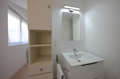 Salle de bains dans l'établissement Proche Rouen - Magnifique T4 - 3 chambres
