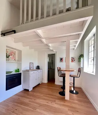 Cuisine ou kitchenette dans l'établissement Petite maison indépendante