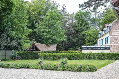 Jardin de l'établissement L'échappée Verte 20 min to Baie de Somme