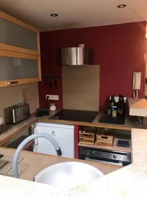 Cuisine ou kitchenette dans l'établissement Les Rives de Vernon, duplex entre bords de Seine & centre ville