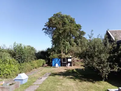 Jardin de l'établissement Chalet Ermitage Baie de Somme