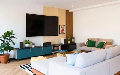 Télévision ou salle de divertissement dans l'établissement L'Escapade d'Acquigny, Piscine, Foot Five, Salle de sport, BabyFoot