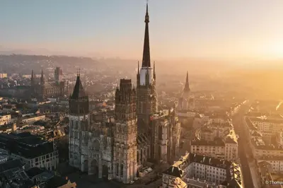Vue générale sur Rouen ou vue de la ville depuis l'appartement