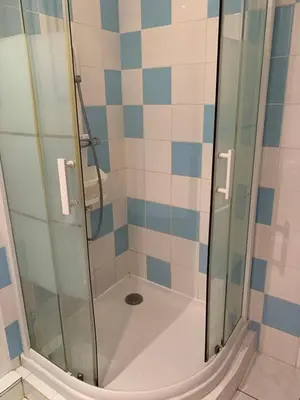 Salle de bains dans l'établissement Chambre centre ville à cinq minutes de la gare