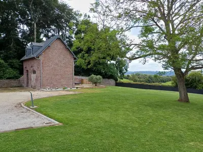Jardin de l'établissement Le Gîte du Monastère Luxe discret entre plage à 5minutes et campagne normande Parking 2 voitures
