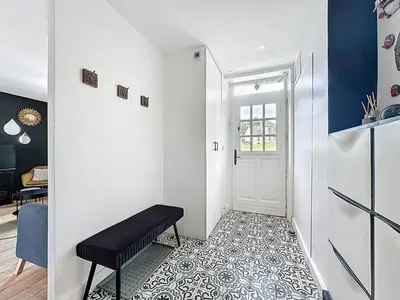 Cuisine ou kitchenette dans l'établissement pleasant old and comfortable little house