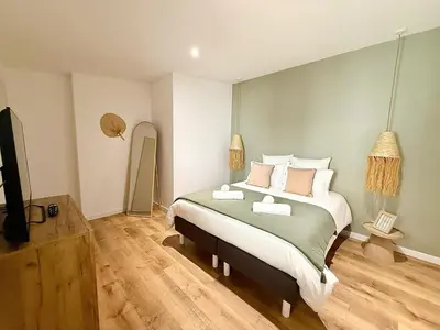 Un ou plusieurs lits dans un hébergement de l'établissement Appartement le Cocoon, 5 min du port