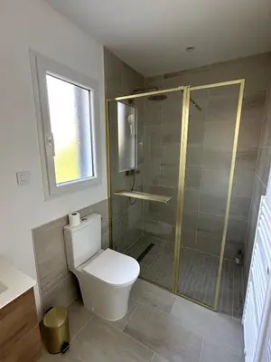 Salle de bains dans l'établissement L'Échappée normande