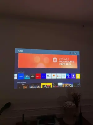 Télévision ou salle de divertissement dans l'établissement Appartement haussmannien dans le centre de Rouen