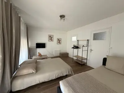 Un ou plusieurs lits dans un hébergement de l'établissement Studio cosy en hypercentre de Louviers