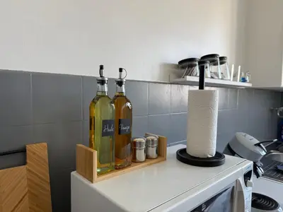 Cuisine ou kitchenette dans l'établissement Studio cosy en hypercentre de Louviers