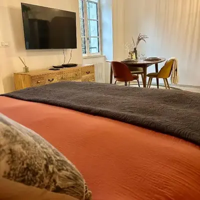 Studio rénové à 2 pas du centre-ville de Senlis