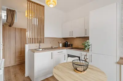 Cuisine ou kitchenette dans l'établissement Studio with outdoor area 10 min from Rouen