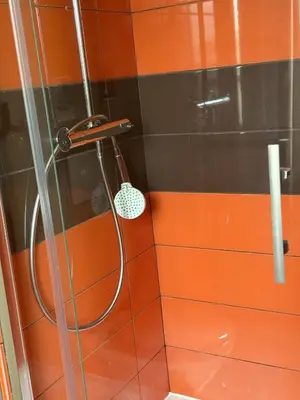 Salle de bains dans l'établissement La chambre du Parc
