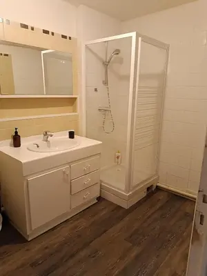 Salle de bains dans l'établissement Hypercenter apartment