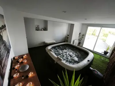 Plan de l'établissement Suite Evasion - Jaccuzzi et petit déjeuner