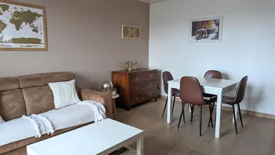 Coin salon dans l'établissement Bel appartement, proche gare, Poissy- Ouest Paris
