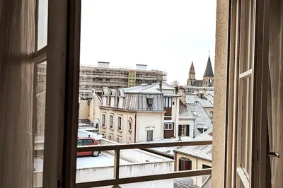 Vue générale sur Poissy ou vue de la ville depuis l'appartement