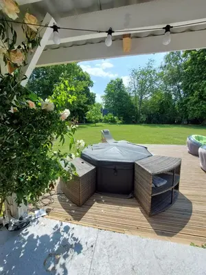 Jardin de l'établissement Le clos des oiseaux