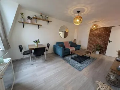 Coin salon dans l'établissement Charmant T2 centre-ville Amiens
