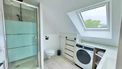 Salle de bains dans l'établissement HappyNest Studio - 5 min City Center Station - WiFi