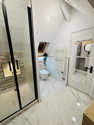 Salle de bains dans l'établissement L' URBAN Jungle - Evasion en centre-ville