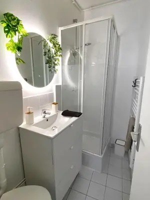 Salle de bains dans l'établissement Studio Cosy & bohème - Quartier Cauchoise