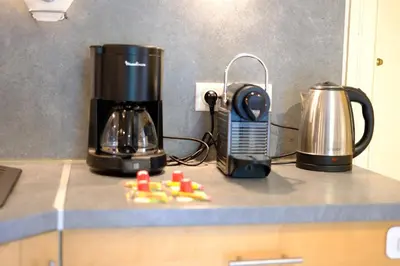 Plateau bouilloire dans l'établissement Maison familiale avec jardin à 5 min de Rouen