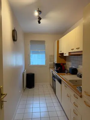 Cuisine ou kitchenette dans l'établissement Cosy and Chic Appartement moderne proche gare