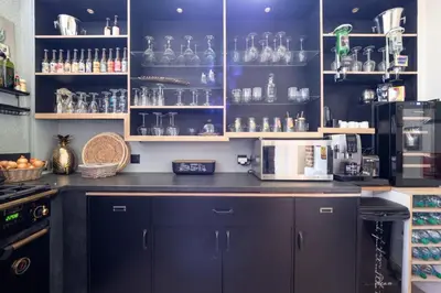 Cuisine ou kitchenette dans l'établissement Maison Piscine & Tennis - Collection Idylliq