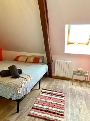 Un ou plusieurs lits dans un hébergement de l'établissement La maison des Hortillonnages, le calme dans Amiens