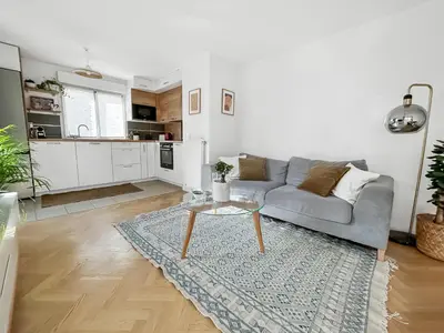 Cuisine ou kitchenette dans l'établissement Balcon privé Parking & Fibre Proche Paris