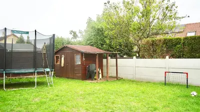 Aire de jeux pour enfants de l'établissement Maison La Palmeraie - Jardin au calme, gare à 5 min