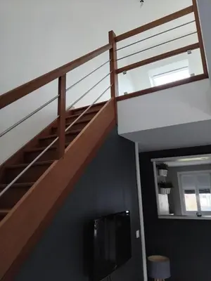 Télévision ou salle de divertissement dans l'établissement Maison 3 chambres a 5 min de la mer
