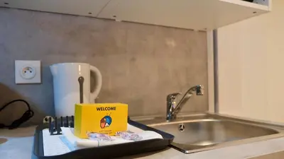 Plateau bouilloire dans l'établissement Studio pratique et cosy Rouen centre