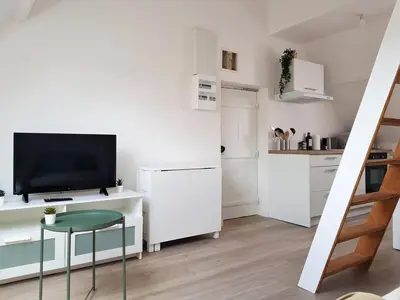 Cuisine ou kitchenette dans l'établissement Le Fleurybis - Appartement calme proche de Rouen