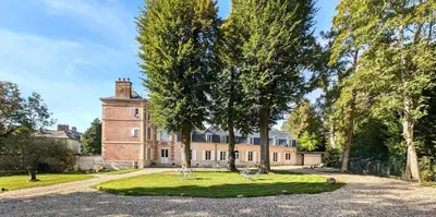 Jardin de l'établissement Pavillon des communs