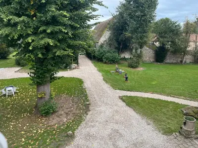 Jardin de l'établissement Pavillon des communs