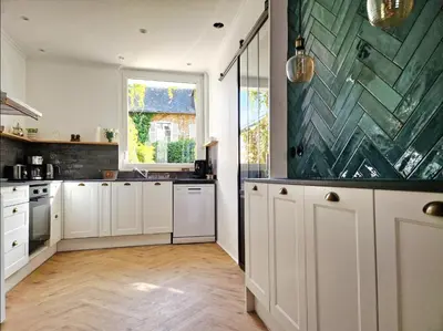 Cuisine ou kitchenette dans l'établissement Le Secret des Cordelières - Normandy Home with garden