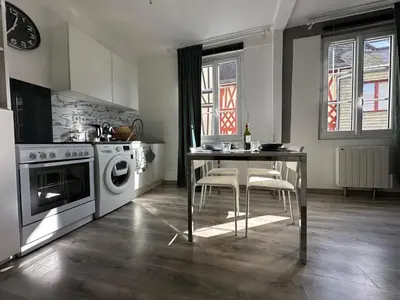 Cuisine ou kitchenette dans l'établissement Le Coignebert