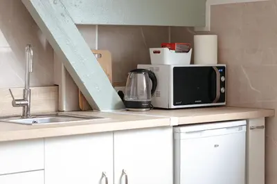 Cuisine ou kitchenette dans l'établissement Le Studio Monet joli studio vue Cathédrale !