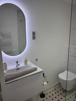 Salle de bains dans l'établissement Maison Popeline