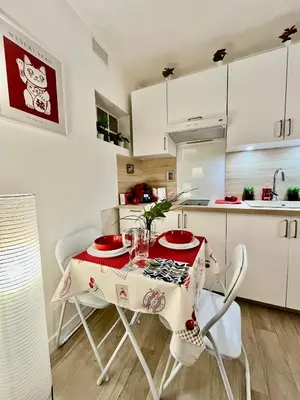 Cuisine ou kitchenette dans l'établissement Neuf et lumineux 2min Gare - 20min Paris