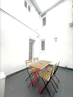 Plan de l'établissement Maison de ville plein centre Rouen - TV 4K connecté - Patio - Wifi Fibre - 4 grande chambres - Proche parking gratuit - Lave Vaisselle - Lave linge