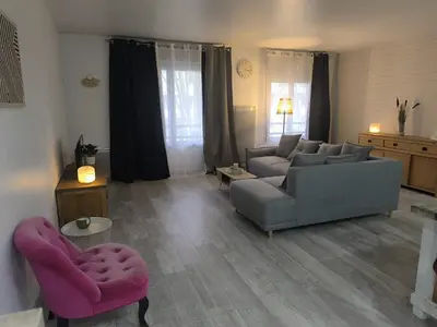 Coin salon dans l'établissement Cosy Jolie T3 - Centre & Parking gratuit