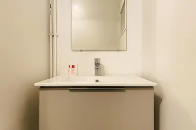 Plan de l'établissement T2 confortable et bien agencé dans un cadre calme - 417 Elbeuf 2