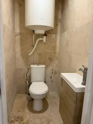 Salle de bains dans l'établissement Le Prestige - T2 Neuf et Equipé