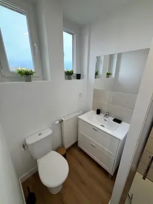 Salle de bains dans l'établissement Les meublés de l Etoile
